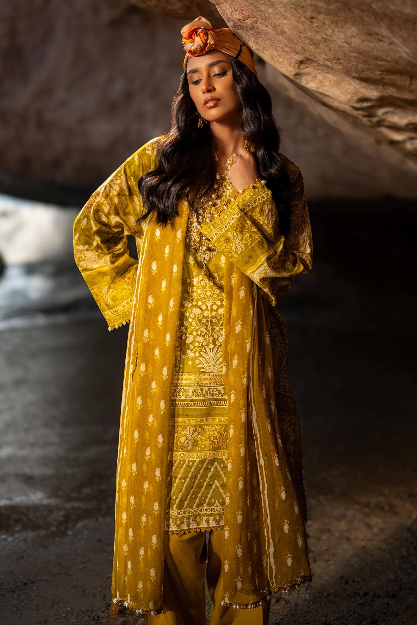 Sana Safinaz | Mahay Spring 24 | H241-005B-3CI - by - Libasekhas UK - Registered Vendor of : Sana Safinaz - 100% Original Designer Dresss