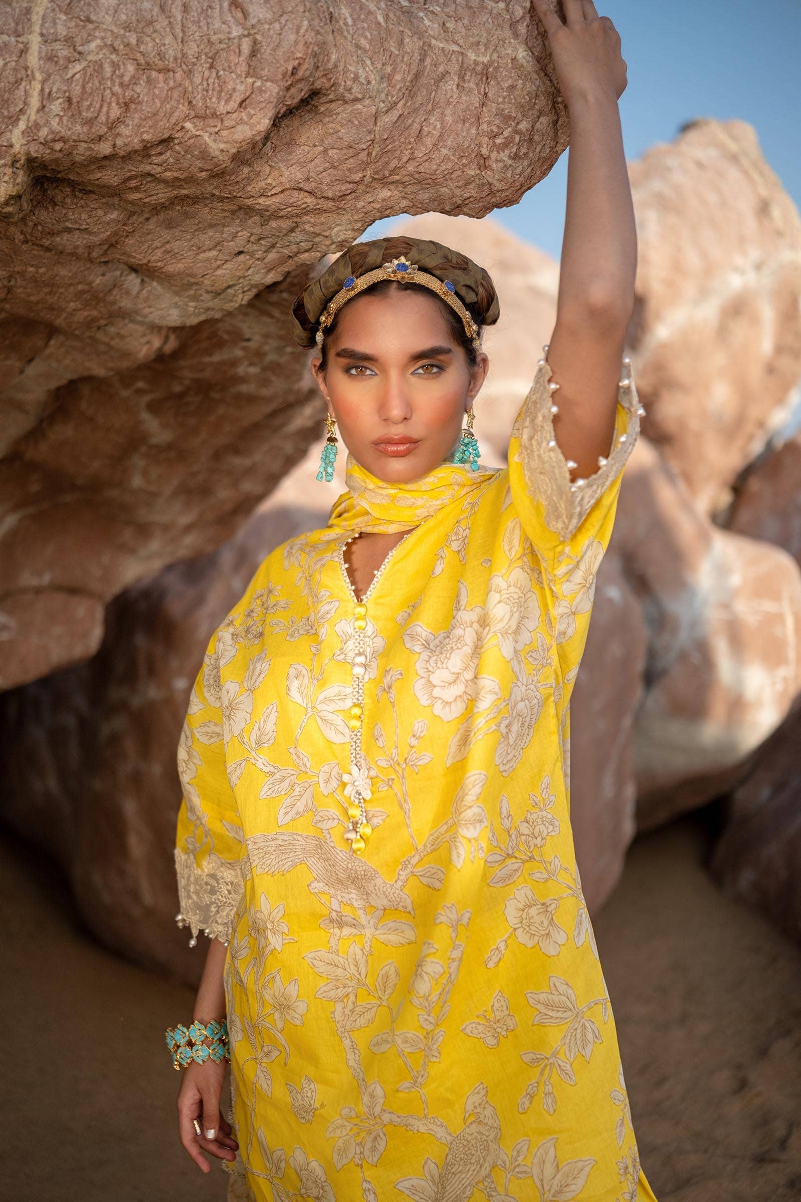 Sana Safinaz | Mahay Spring 24 | H241-001A-3CI - by - Libasekhas UK - Registered Vendor of : Sana Safinaz - 100% Original Designer Dresss