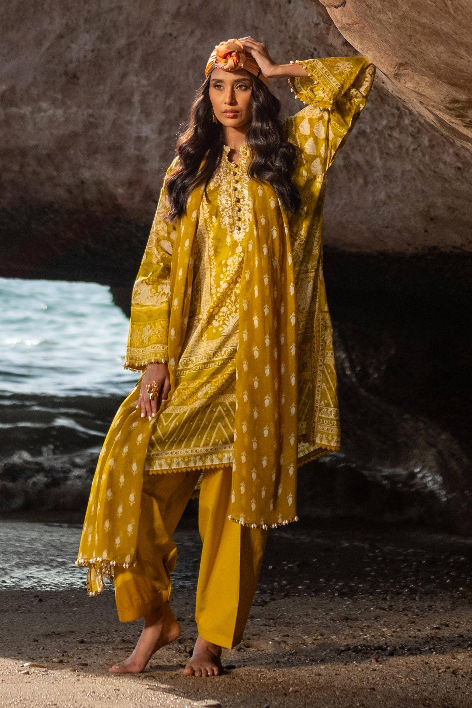 Sana Safinaz | Mahay Spring 24 | H241-005B-3CI - by - Libasekhas UK - Registered Vendor of : Sana Safinaz - 100% Original Designer Dresss
