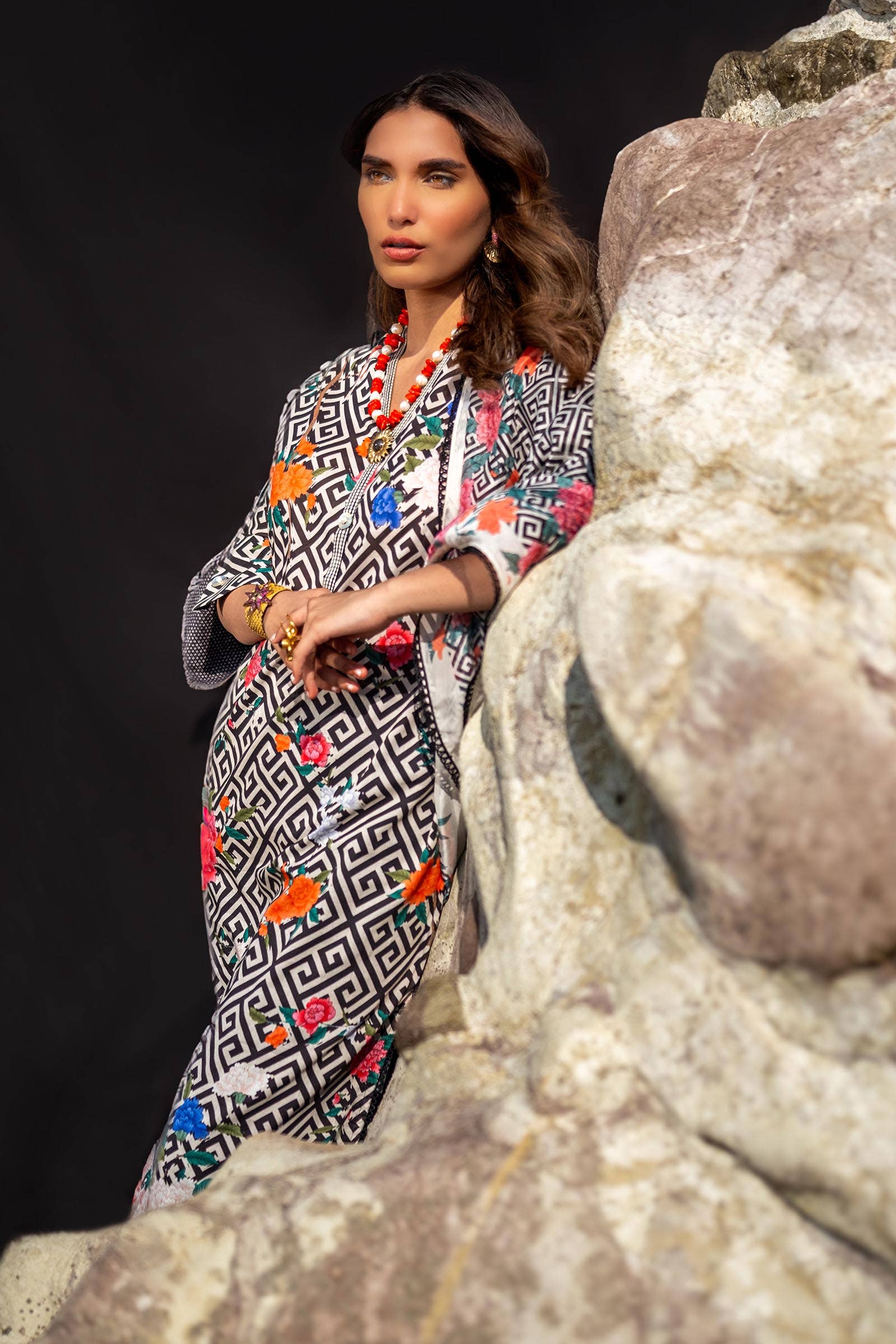 Sana Safinaz | Mahay Spring 24 | H241-013A-2BK - by - Libasekhas UK - Registered Vendor of : Sana Safinaz - 100% Original Designer Dresss