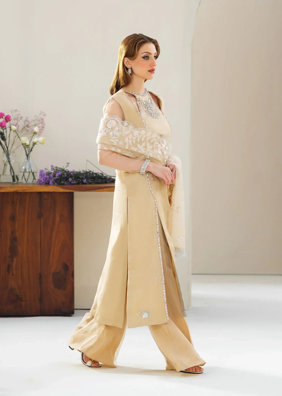 Mahum Asad | Forever and Ever Formals | Glow - by - Libasekhas UK - Registered Vendor of : Mahum Asad - 100% Original Designer Dresss