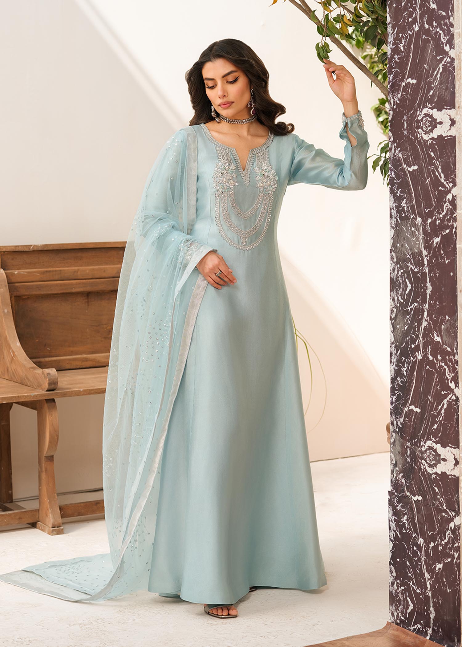 Mahum Asad | Raising The Bar | Famous - by - Libasekhas UK - Registered Vendor of : Mahum Asad - 100% Original Designer Dresss