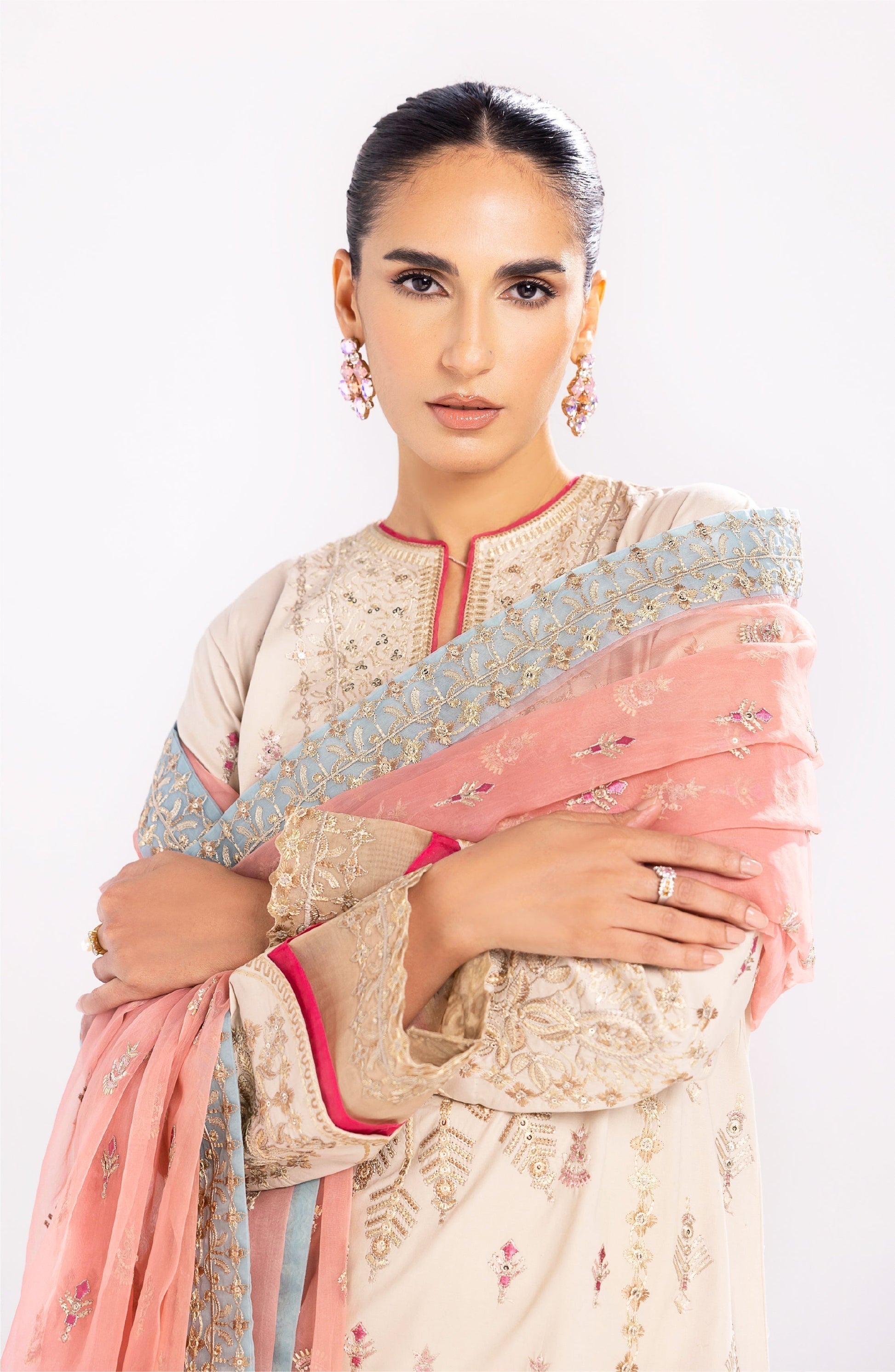 Maryum N Maria | Eid Luxury Lawn 24 | Alizeh - by - Libasekhas UK - Registered Vendor of : Maryum N Maria - 100% Original Designer Dresss