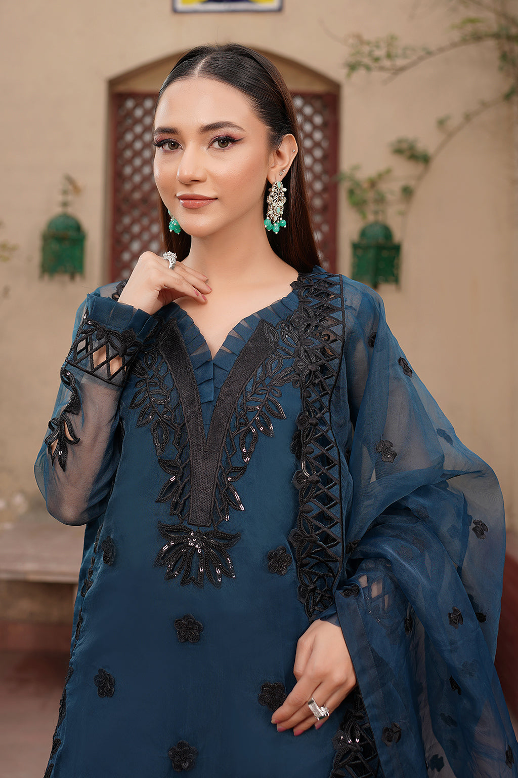 Maryams | Luxury Eid Pret | M-1102 - by - Libasekhas UK - Registered Vendor of : Maryams - 100% Original Designer Dresss