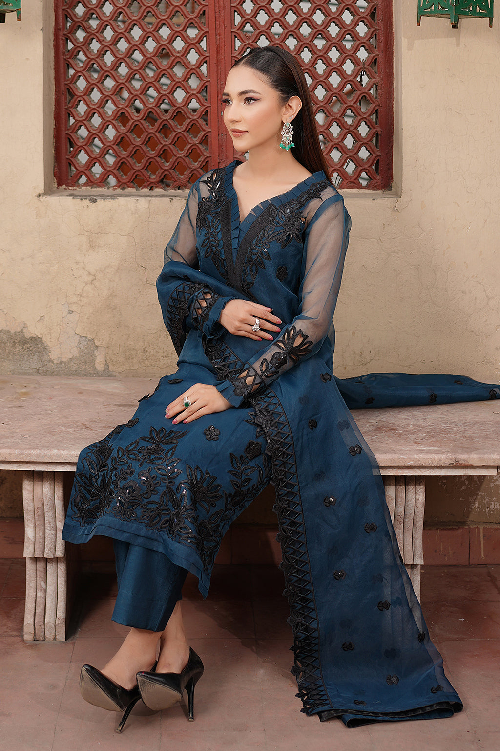 Maryams | Luxury Eid Pret | M-1102 - by - Libasekhas UK - Registered Vendor of : Maryams - 100% Original Designer Dresss