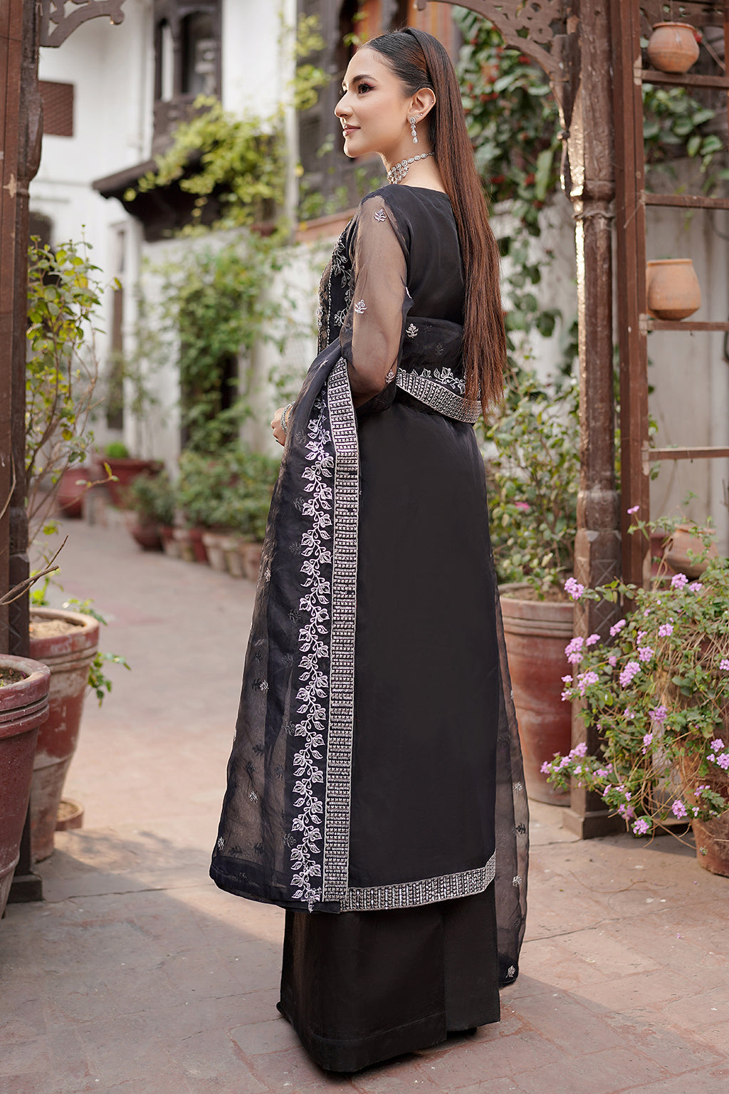 Maryams | Luxury Eid Pret | M-1106 - by - Libasekhas UK - Registered Vendor of : Maryams - 100% Original Designer Dresss