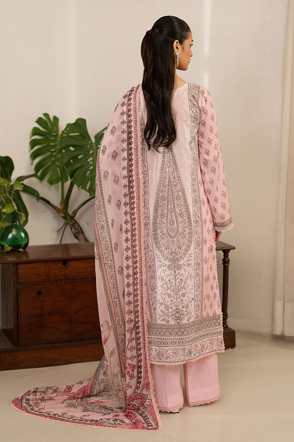 Ramsha | Mashal Luxury Lawn | L-1607 - by Libasekhas UK - Registered Vendor of : Ramsha - 100% Original Designer Dress