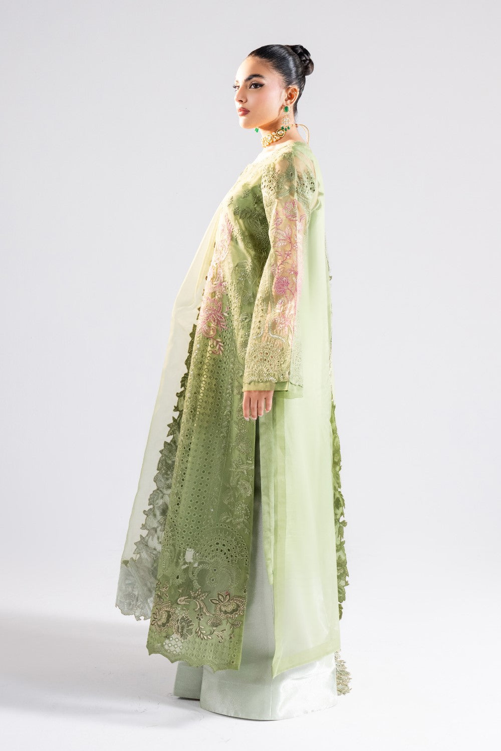 Maryum N Maria | Luna Formals | MERAKI - by - Libasekhas UK - Registered Vendor of : Maryum N Maria - 100% Original Designer Dresss