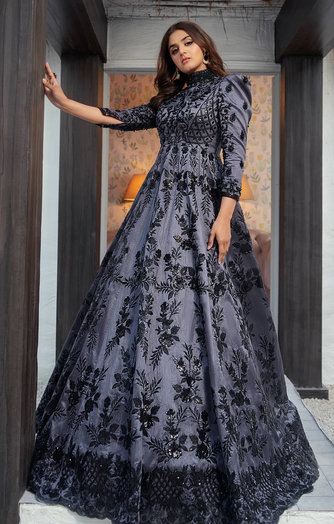 Waqas Shah | Malika E Jahan | Meeral - by - Libasekhas UK - Registered Vendor of : Waqas Shah - 100% Original Designer Dresss