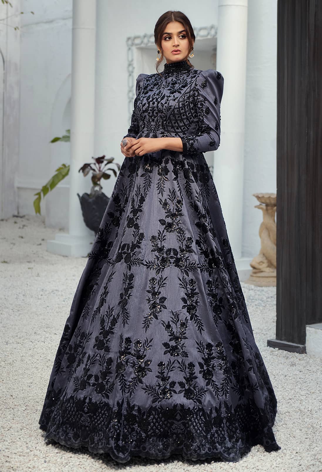 Waqas Shah | Malika E Jahan | Meeral - by - Libasekhas UK - Registered Vendor of : Waqas Shah - 100% Original Designer Dresss