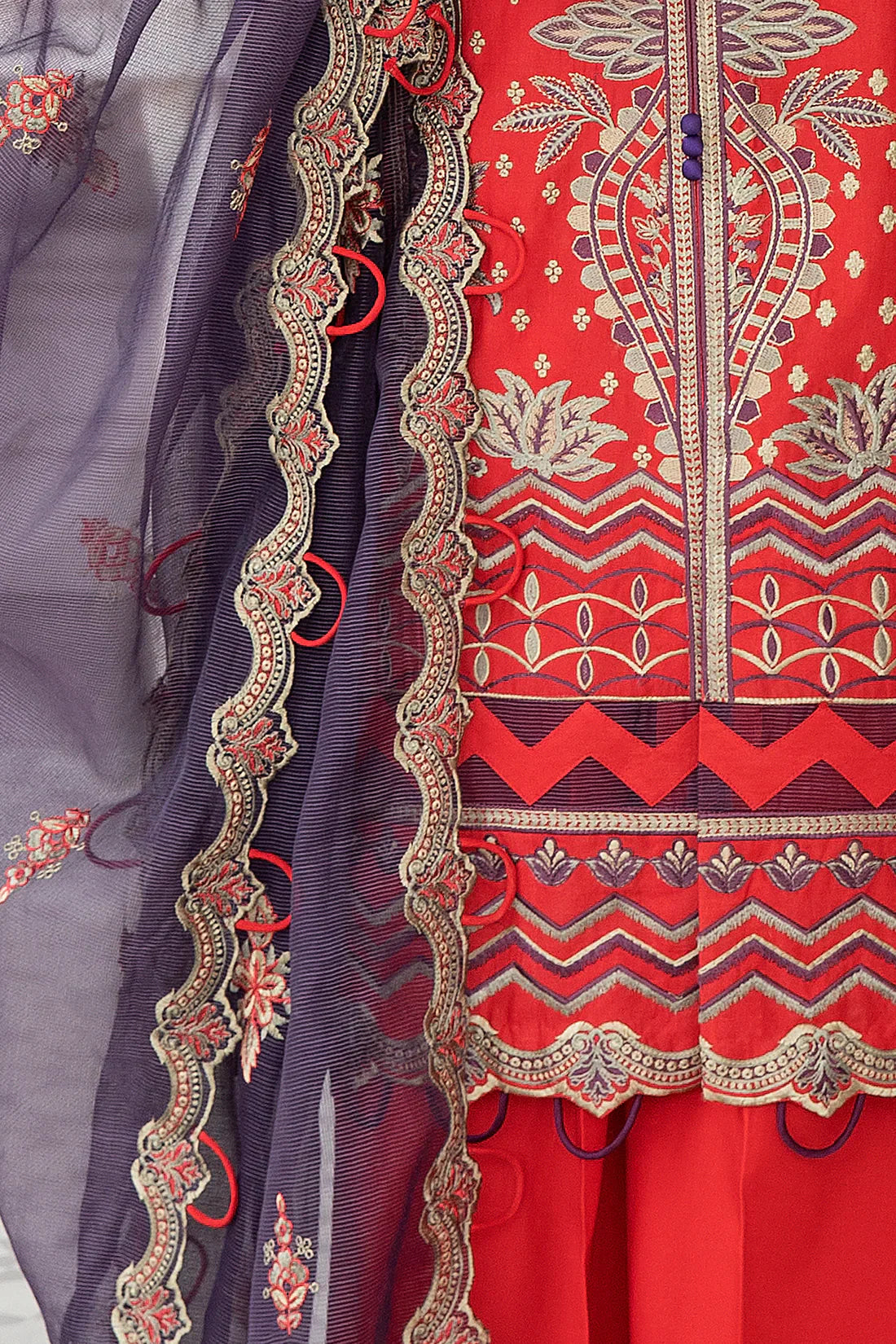Mohagni | Muntazir Luxury Lawn 24 | AM-10 - Libasekhas