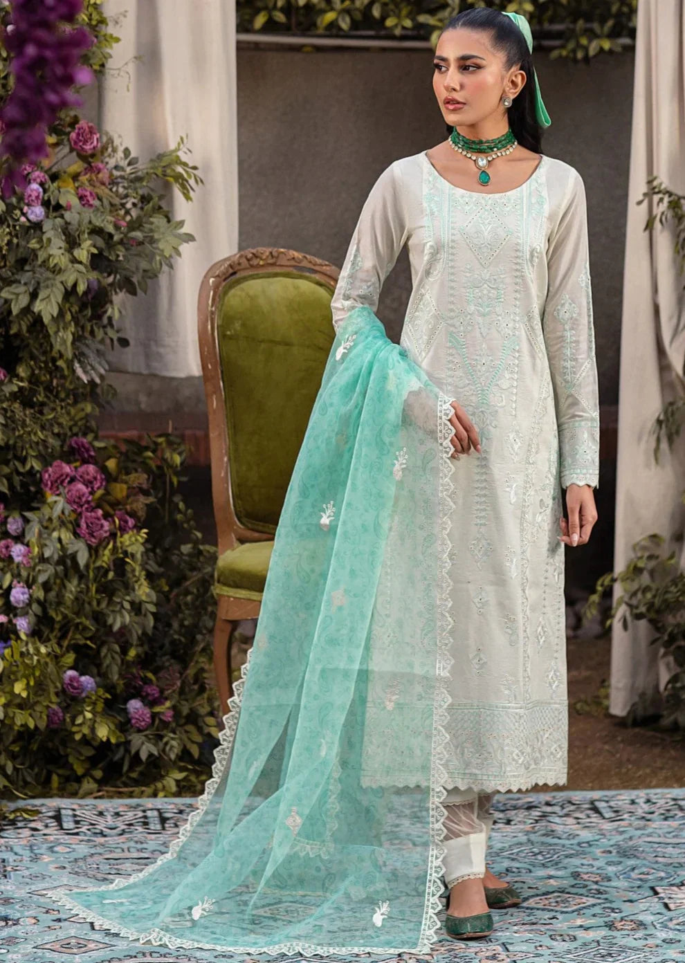Mohagni | Muntazir Luxury Lawn 24 | CM-03 - Libasekhas
