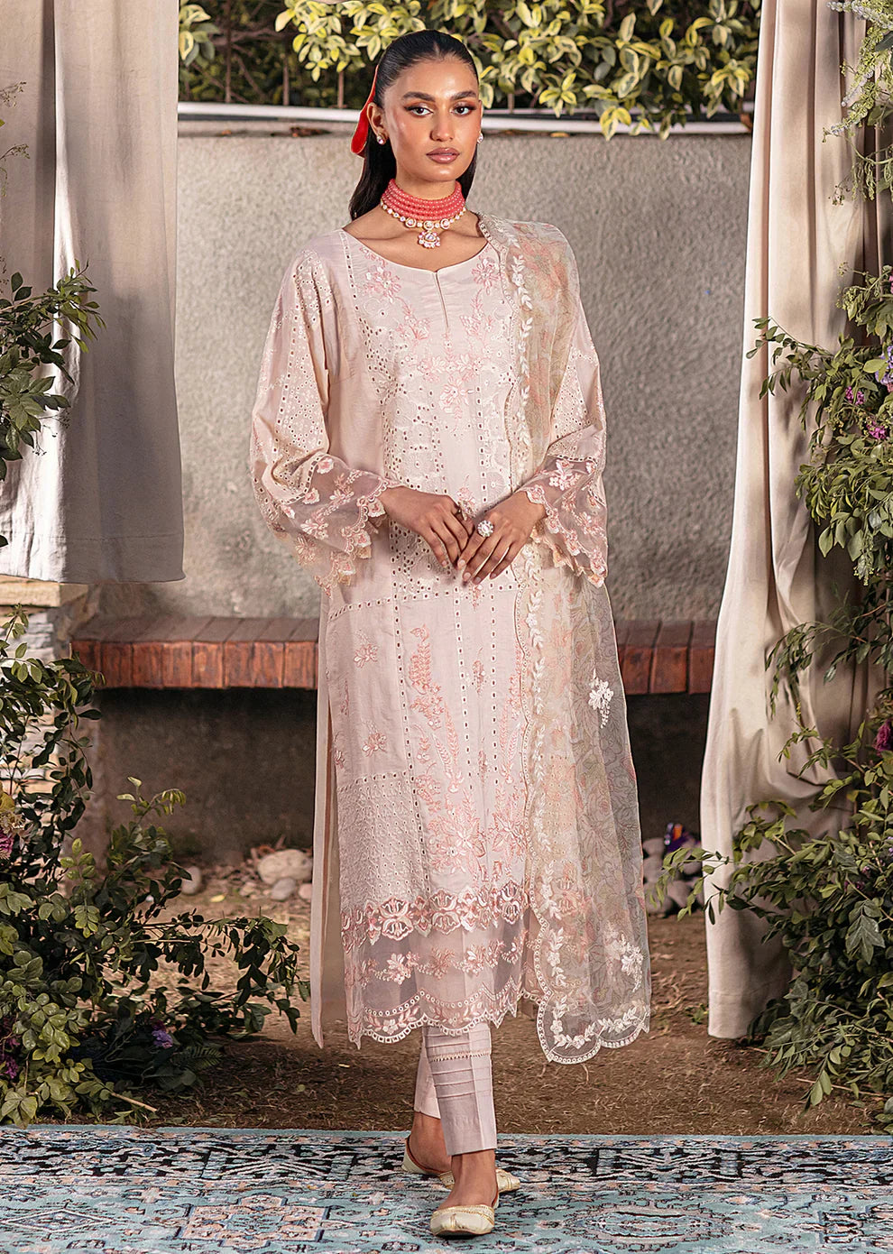 Mohagni | Muntazir Luxury Lawn 24 | CM-04 - Libasekhas