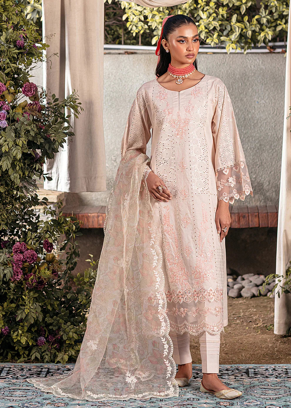 Mohagni | Muntazir Luxury Lawn 24 | CM-04 - Libasekhas