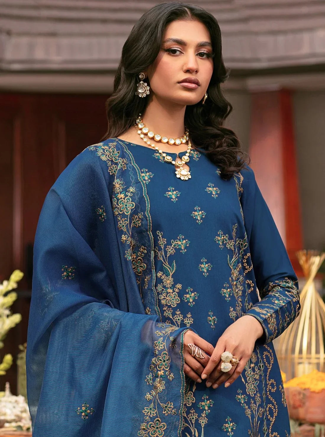 Mohagni | Muntazir Luxury Lawn 24 | CM-06 - Libasekhas