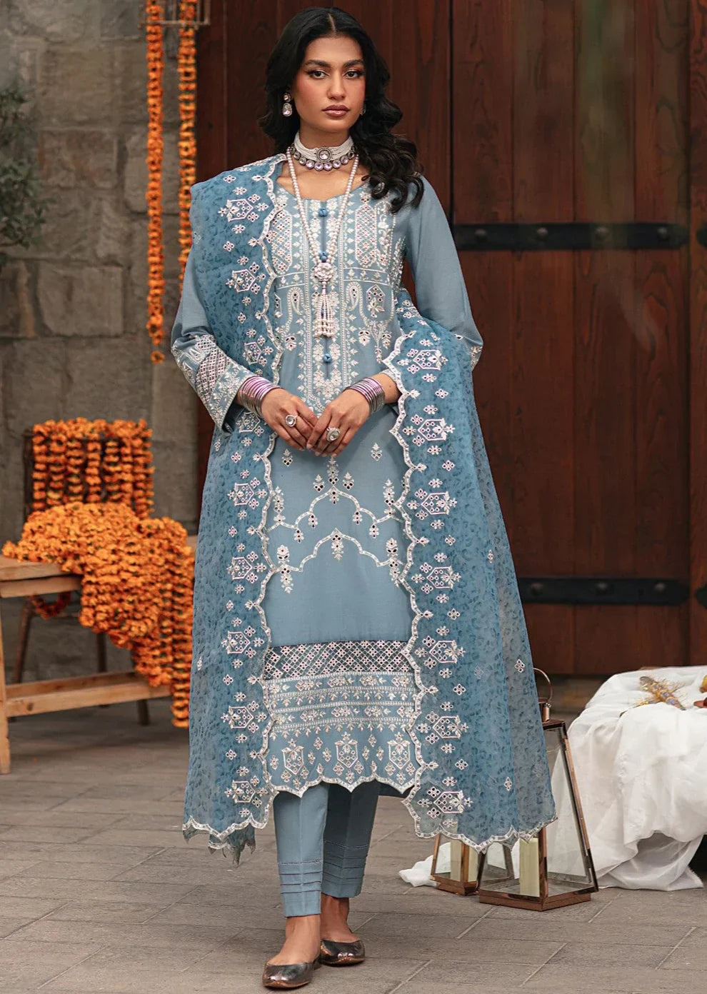 Mohagni | Muntazir Luxury Lawn 24 | CM-07 - Libasekhas