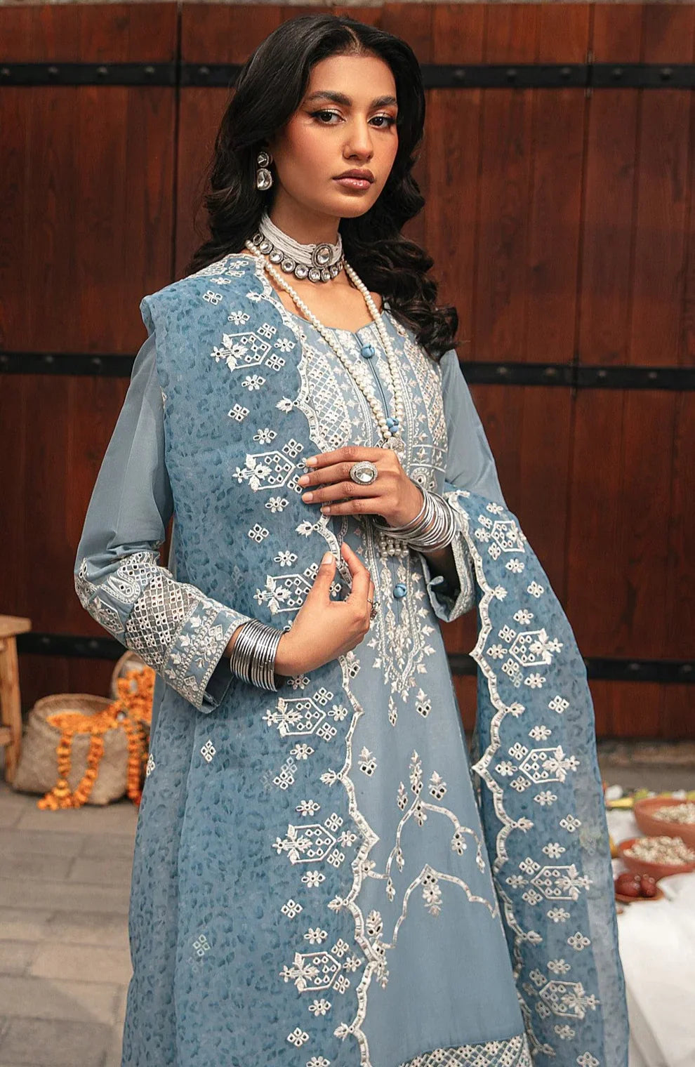 Mohagni | Muntazir Luxury Lawn 24 | CM-07 - Libasekhas