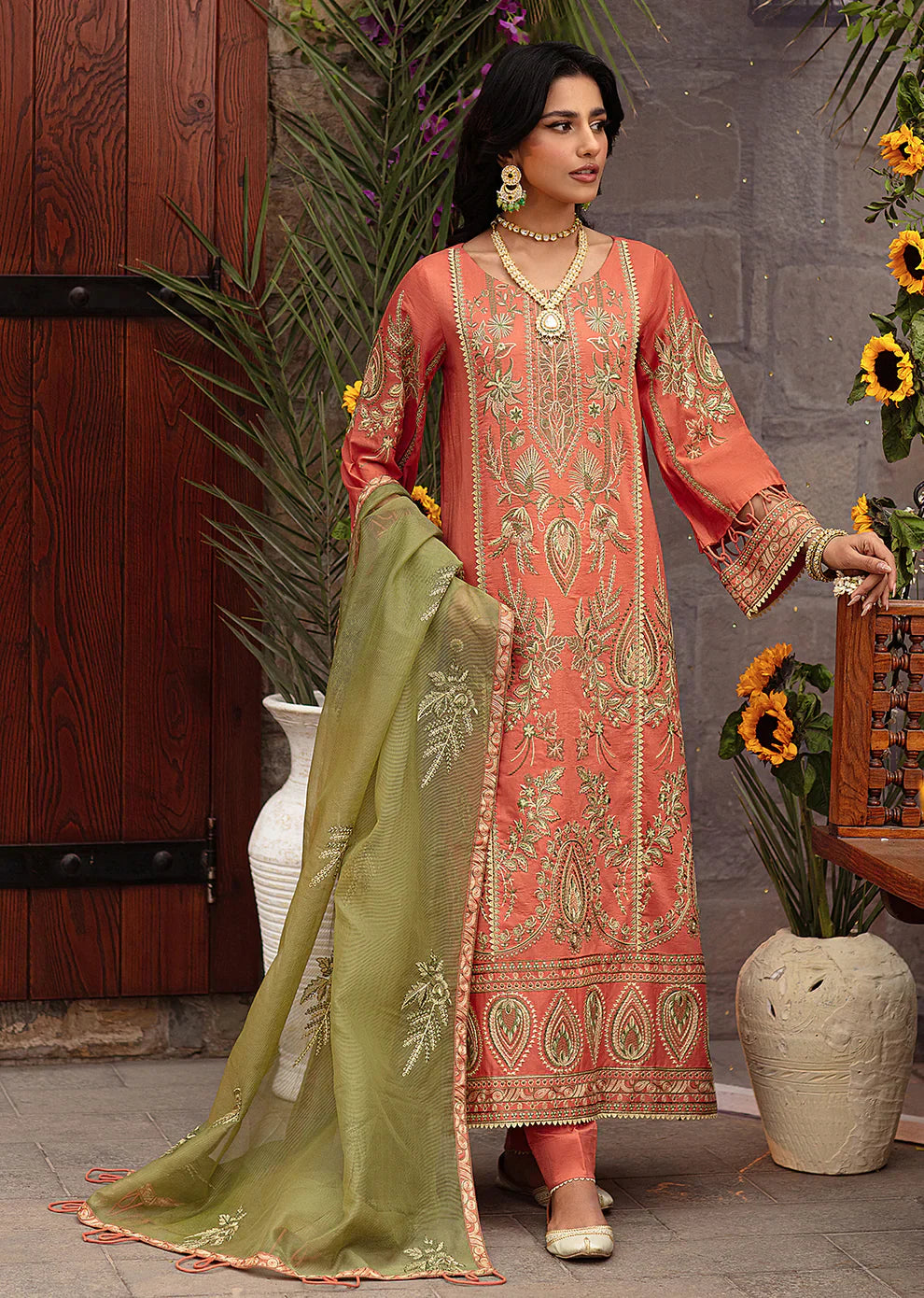Mohagni | Muntazir Luxury Lawn 24 | CM-09 - Libasekhas