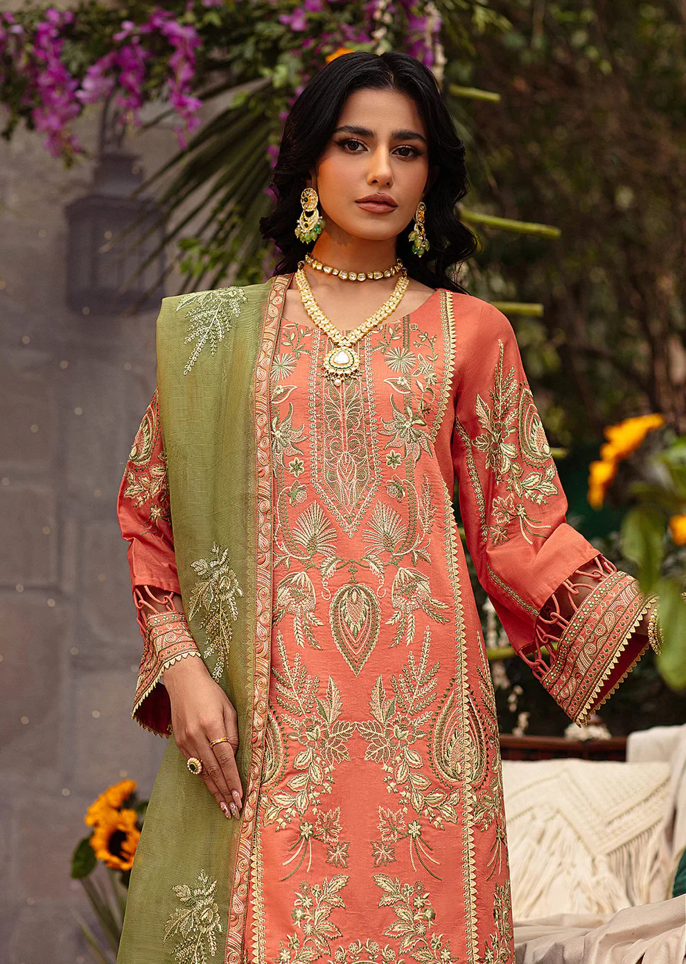 Mohagni | Muntazir Luxury Lawn 24 | CM-09 - Libasekhas