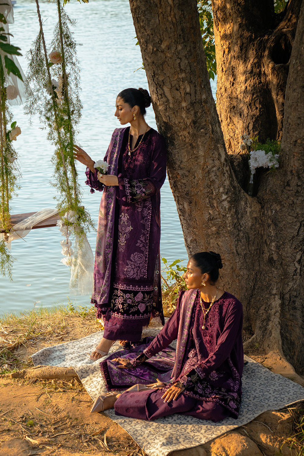 Saira Rizwan | Winter 2024 | RUNI-SRW24-02 - by - Libasekhas UK - Registered Vendor of : Saira Rizwan - 100% Original Designer Dresss
