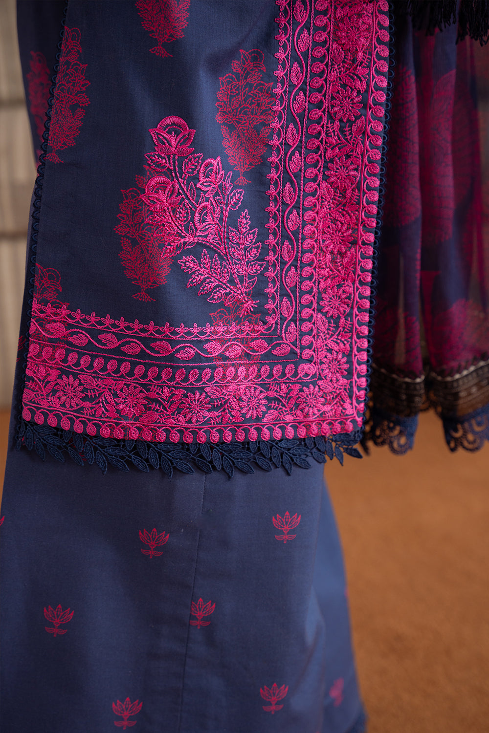 Saira Rizwan | Laanem Summer Lawn 25 | ELARA-B-SRL25-01 - by - Libasekhas UK - Registered Vendor of : Saira Rizwan - 100% Original Designer Dresss