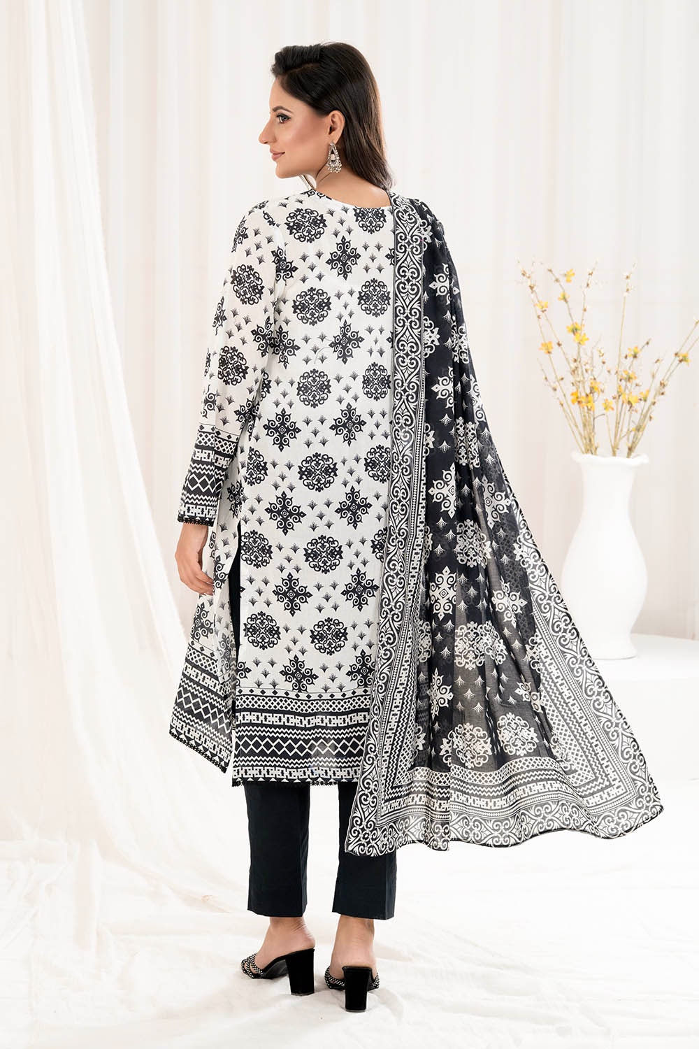 Gul Ahmed | Summer Special 25 | CLP-52205 - by - Libasekhas UK - Registered Vendor of : Gul Ahmed - 100% Original Designer Dresss