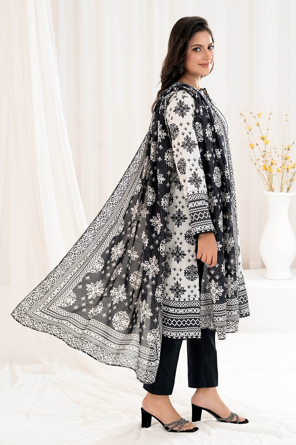 Gul Ahmed | Summer Special 25 | CLP-52205 - by - Libasekhas UK - Registered Vendor of : Gul Ahmed - 100% Original Designer Dresss