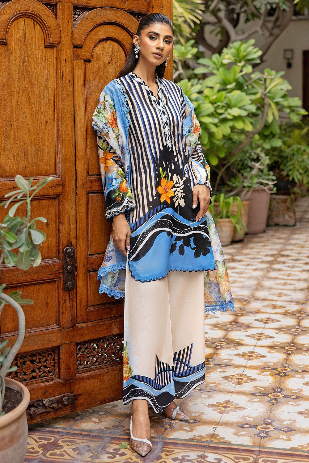 Gul Ahmed | Festive Capsule 25 |  PC-52002 - by - Libasekhas UK - Registered Vendor of : Gul Ahmed - 100% Original Designer Dresss