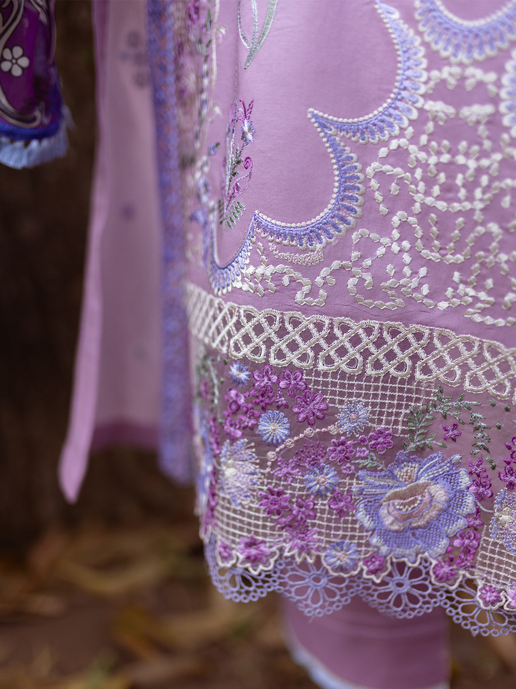 Roheenaz | Dahlia Embroidered Lawn 24 | Hyacinth - by - Libasekhas UK - Registered Vendor of : Roheenaz - 100% Original Designer Dresss