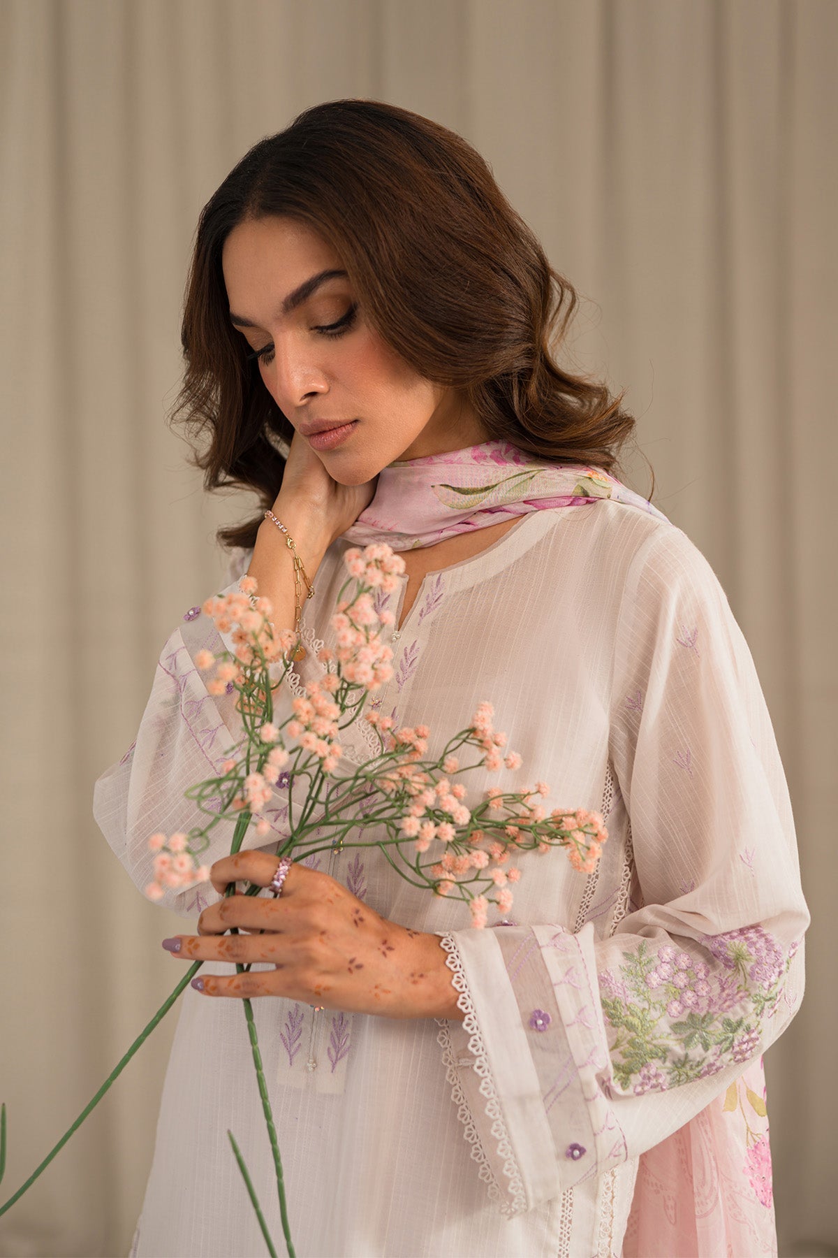 Sahar | Mirage Spring Luxury 24 | Slub Lawn 3 Piece (Embroidered) - by - Libasekhas UK - Registered Vendor of : Sahar - 100% Original Designer Dresss