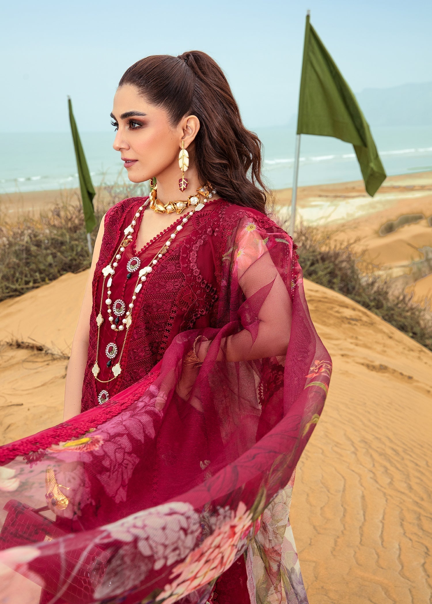 Crimson | Lawn 24 | Lillie de Jong - Cherry - Luxury -  Libasekhas