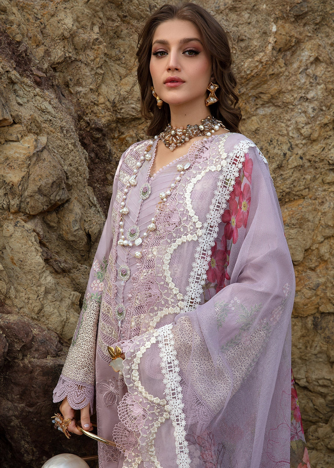 Crimson | Lawn 24 | Lillie de Jong - Amethyst - Luxury -  Libasekhas