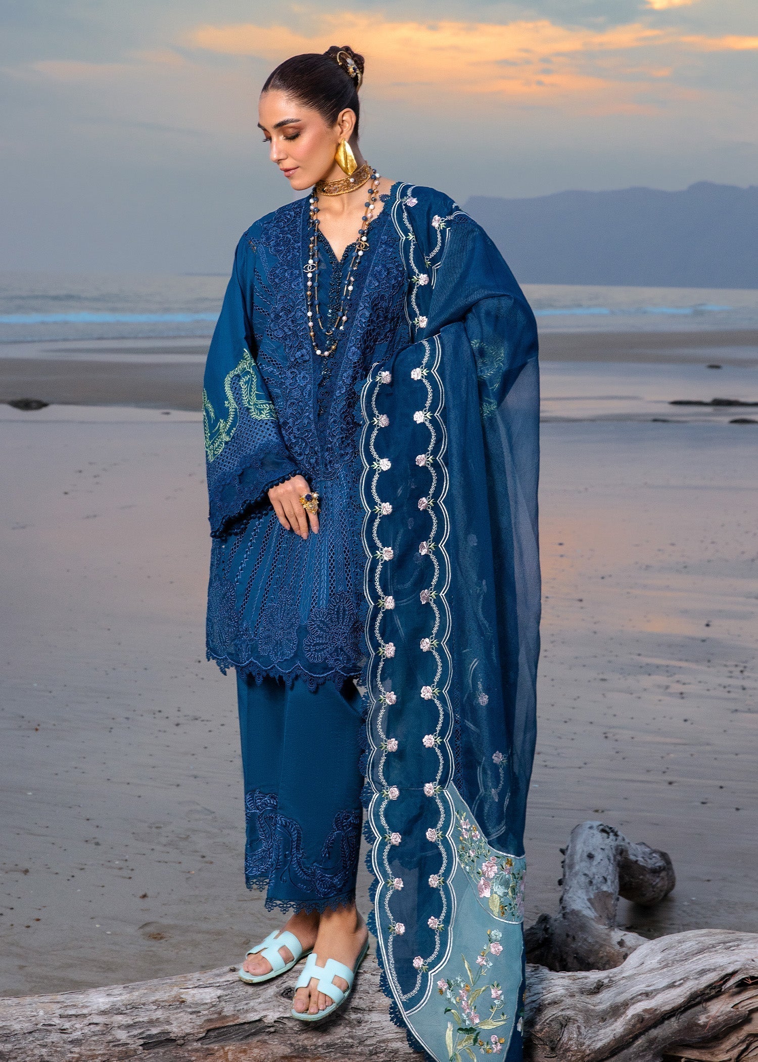 Crimson | Lawn 24 | Ulysses - Midnight - Luxury -  Libasekhas