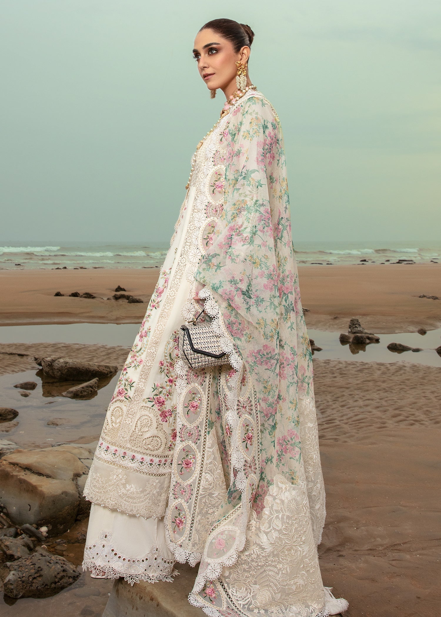 Crimson | Lawn 24 | Dove's Song - Cloud - Luxury -  Libasekhas