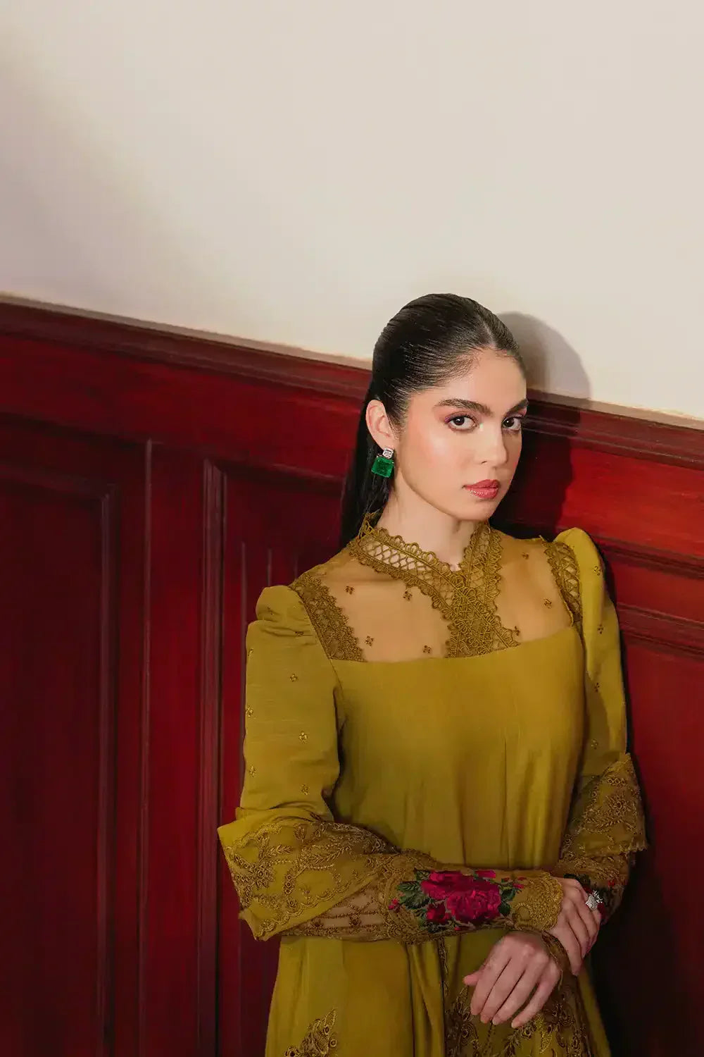 Saira Rizwan | Winter 23 | INAYA SR-03 - by - Libasekhas UK - Registered Vendor of : Saira Rizwan - 100% Original Designer Dresss