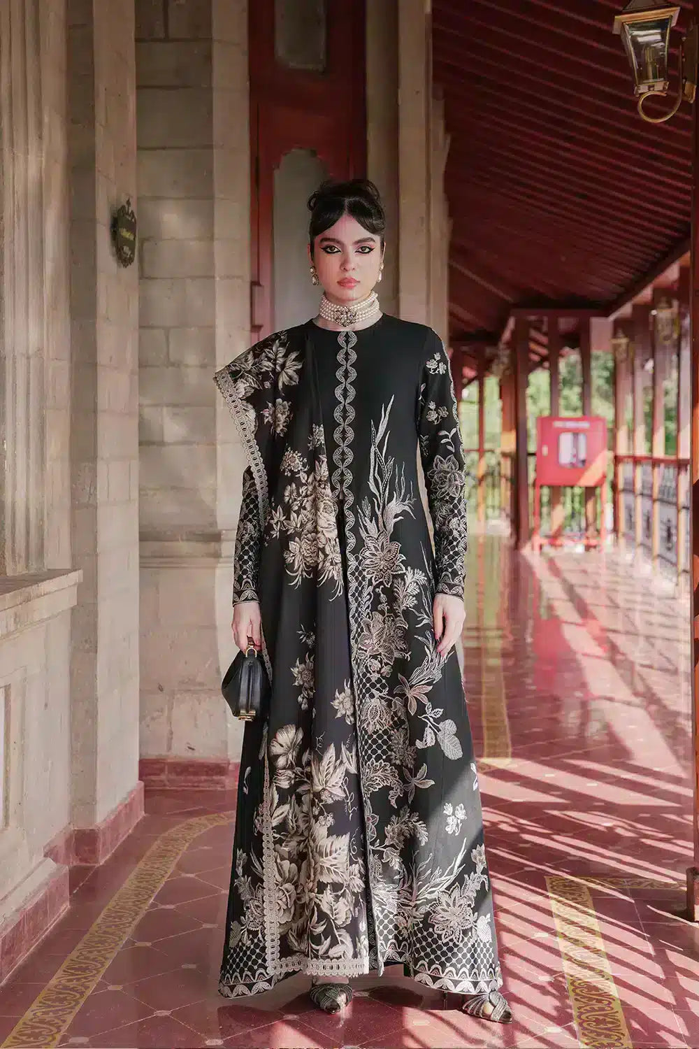 Saira Rizwan | Winter 23 | SALINA SR-05 - by - Libasekhas UK - Registered Vendor of : Saira Rizwan - 100% Original Designer Dresss
