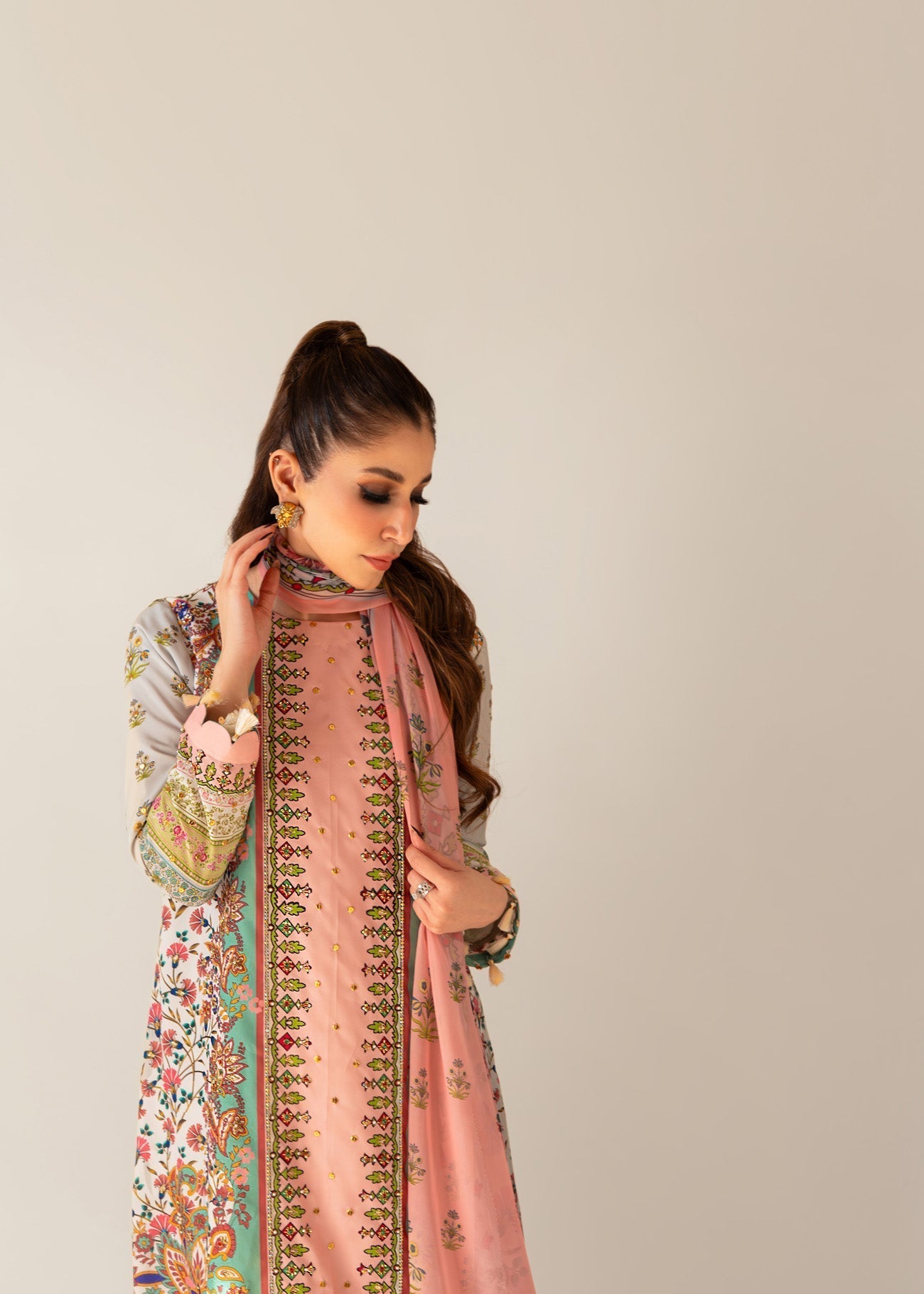 Sammy K | Bahar Formals | GUL E QASADI - by - Libasekhas UK - Registered Vendor of : Sammy K - 100% Original Designer Dresss