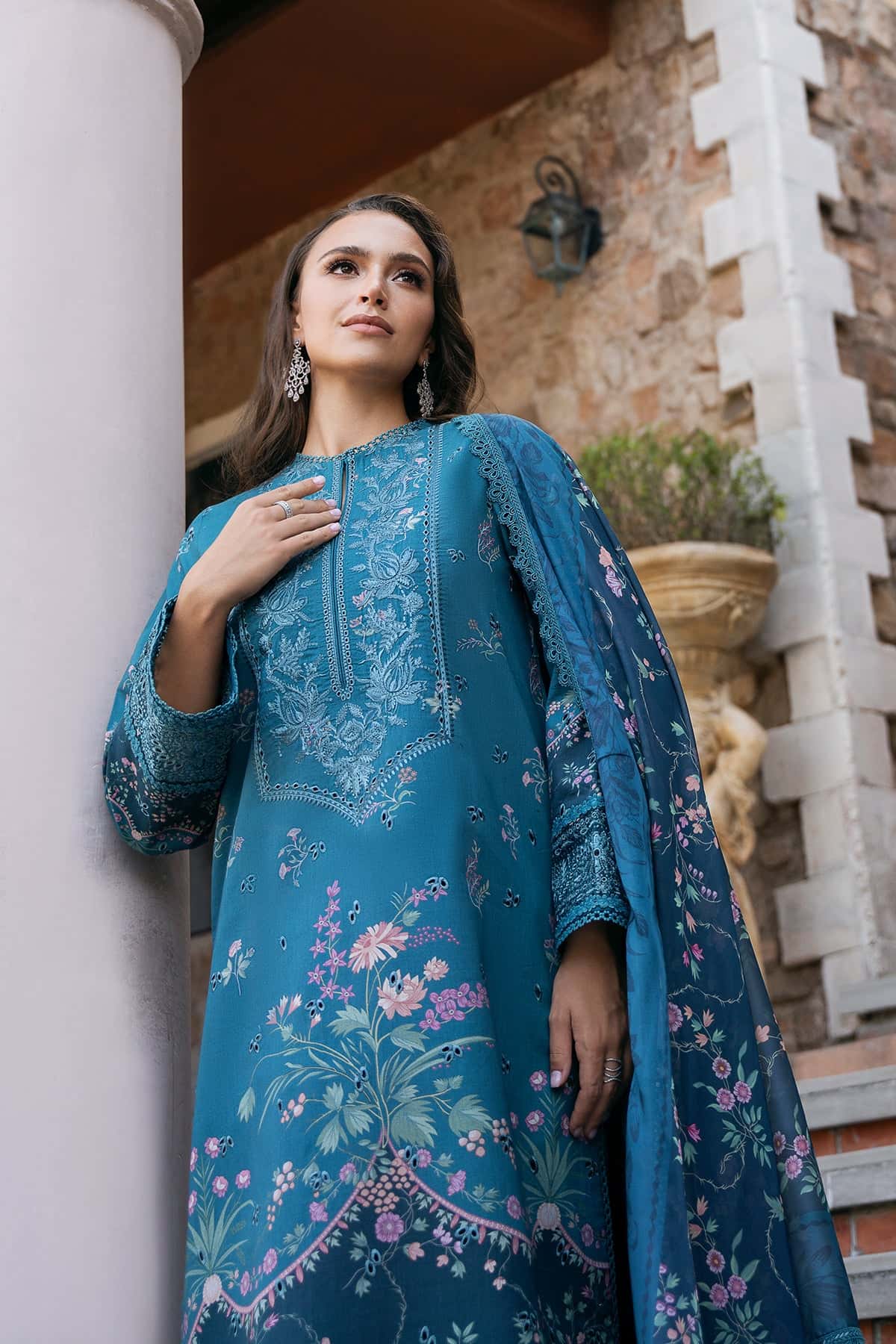 Afrozeh | Damask The Holiday Edit 25 | Rosheen B - by - Libasekhas UK - Registered Vendor of : Afrozeh - 100% Original Designer Dresss