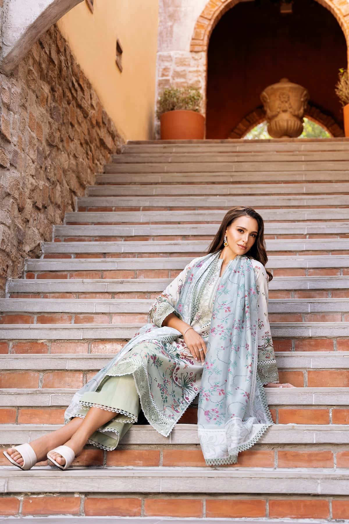 Afrozeh | Damask The Holiday Edit 25 | Rosheen A - by - Libasekhas UK - Registered Vendor of : Afrozeh - 100% Original Designer Dresss