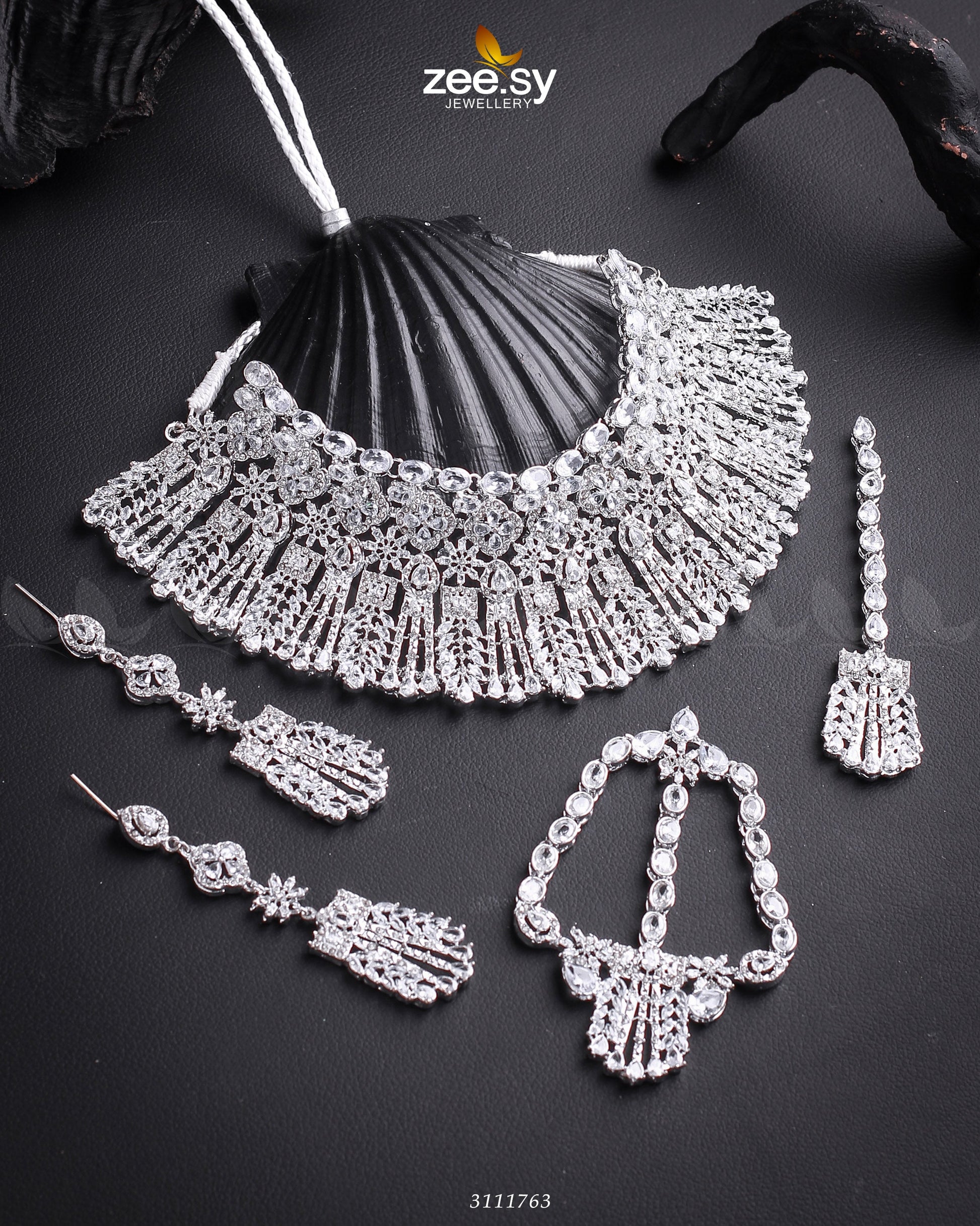 Momina Bridal Sets - by - Libasekhas UK - Registered Vendor of : Zeesy - 100% Original Designer Dresss