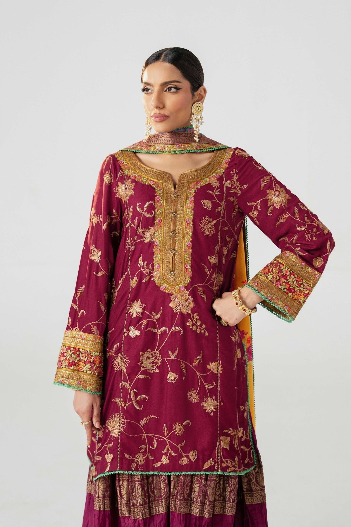 Fahad Hussayn | Jalsa Ghar | Tojis - by - Libasekhas UK - Registered Vendor of : Fahad Hussayn - 100% Original Designer Dresss