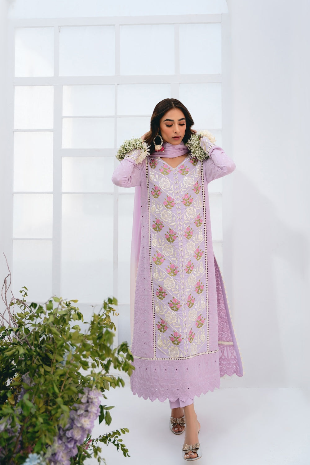 Vintage | Eid Edit 24 | Anamika - by - Libasekhas UK - Registered Vendor of : Vintage - 100% Original Designer Dresss