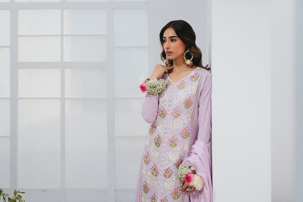 Vintage | Eid Edit 24 | Anamika - by - Libasekhas UK - Registered Vendor of : Vintage - 100% Original Designer Dresss