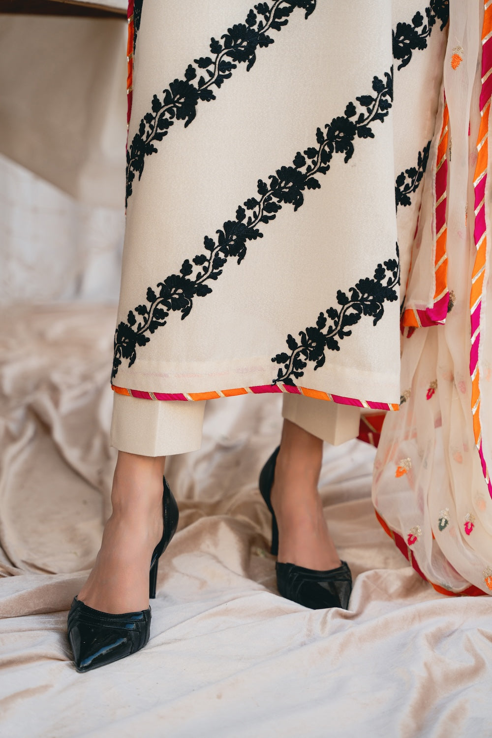 Vintage | Eid Edit 24 | Izna - by - Libasekhas UK - Registered Vendor of : Vintage - 100% Original Designer Dresss