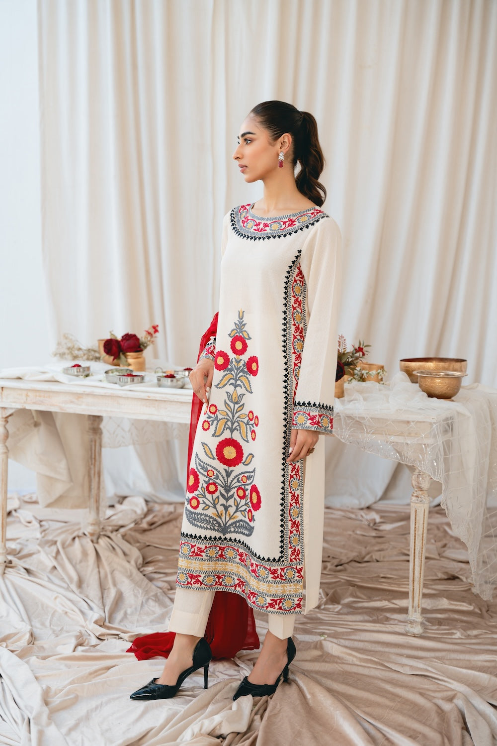 Vintage | Eid Edit 24 | Sohaina - by - Libasekhas UK - Registered Vendor of : Vintage - 100% Original Designer Dresss