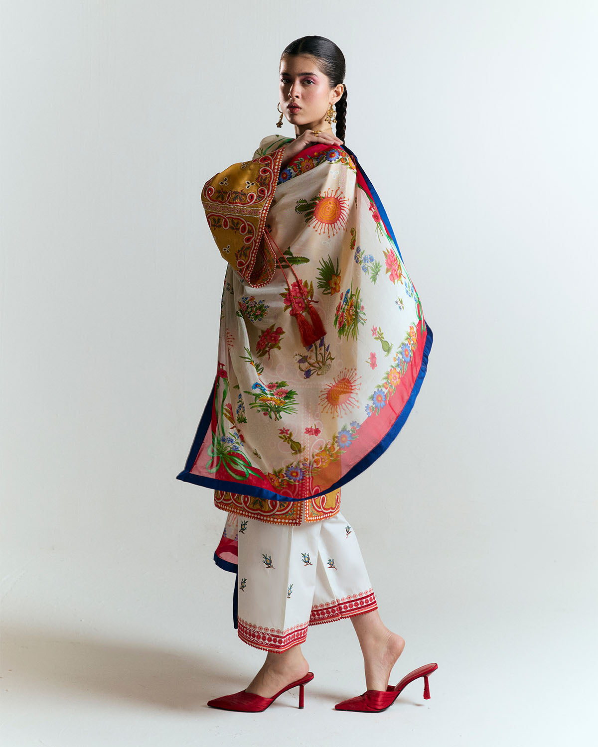 Jugnu | SS 25 |  Tanim - by - Libasekhas UK - Registered Vendor of : Hoorain Designer Wear - 100% Original Designer Dresss