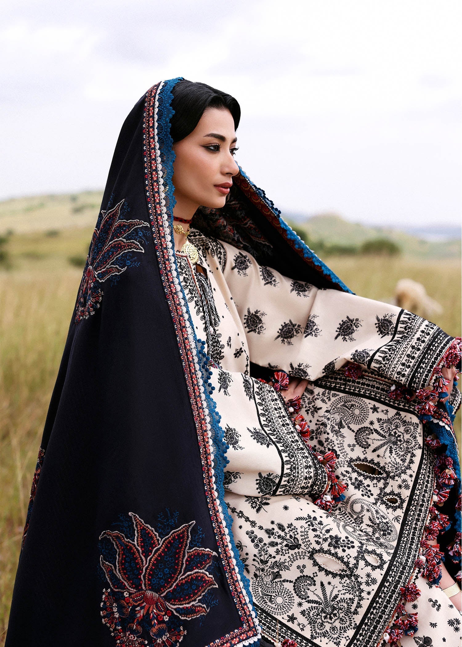 Hussain Rehar | Khaddar 25 | Dhanak - by Libasekhas UK - Registered Vendor of : Hussain Rehar - 100% Original Designer Dress