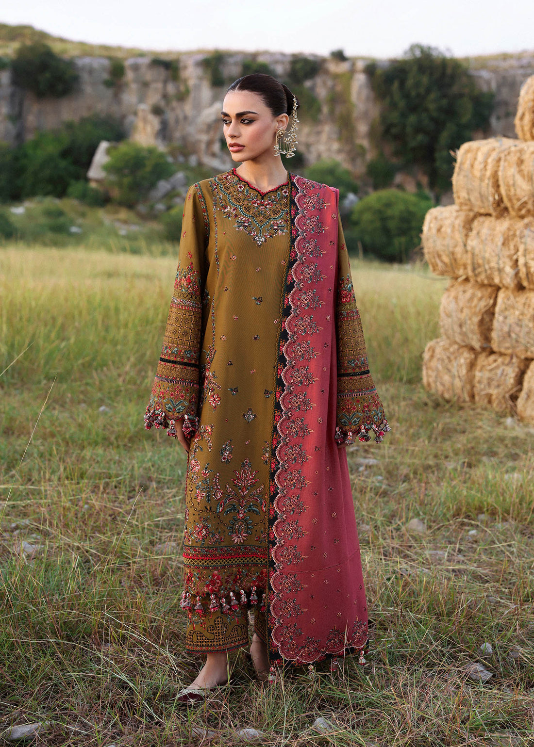 Hussain Rehar | Khaddar 25 | Gitiara - by Libasekhas UK - Registered Vendor of : Hussain Rehar - 100% Original Designer Dress