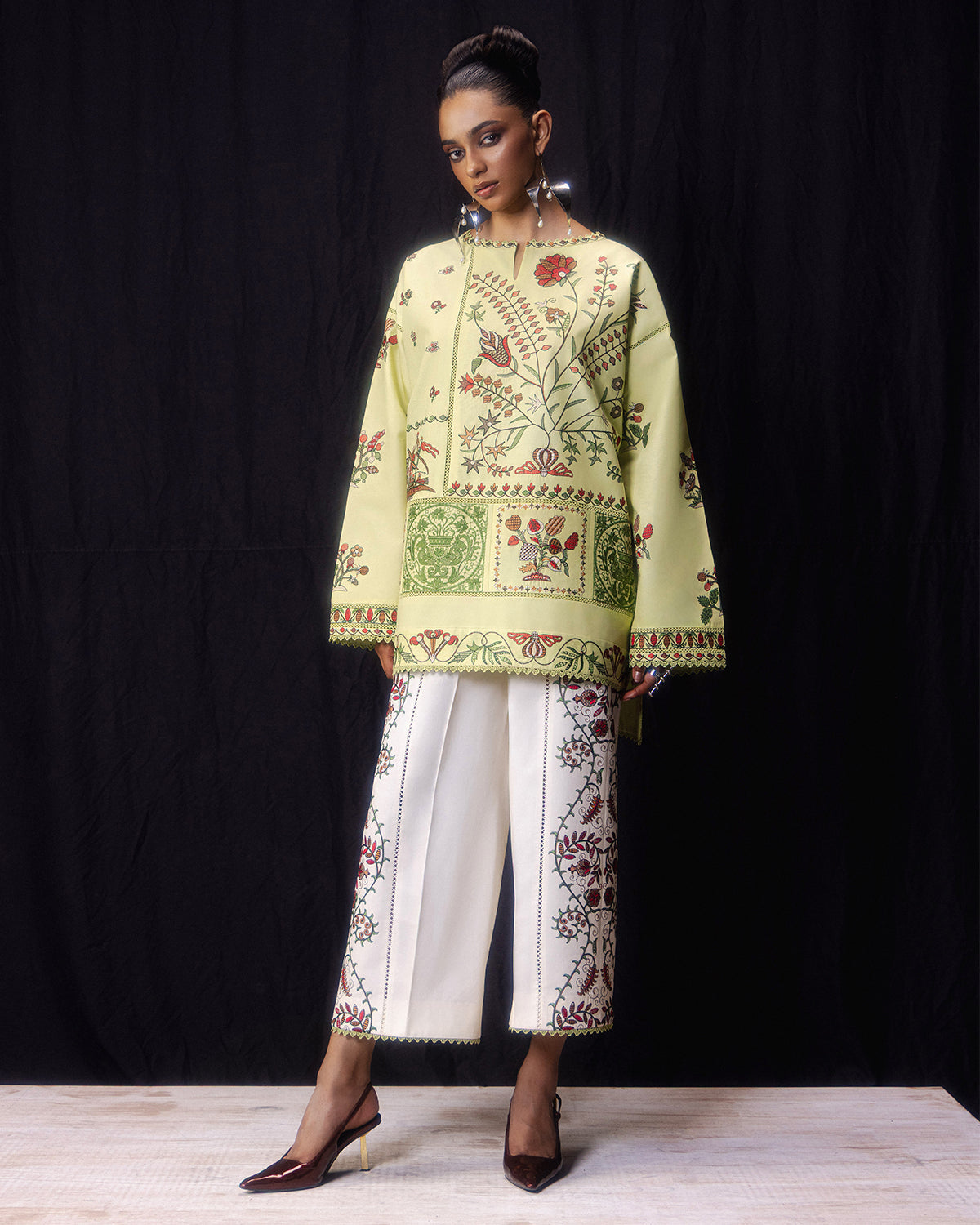Jugnu | Pret SS26 | Juhi - by Libasekhas UK - Registered Vendor of : Jugnu - 100% Original Designer Dress