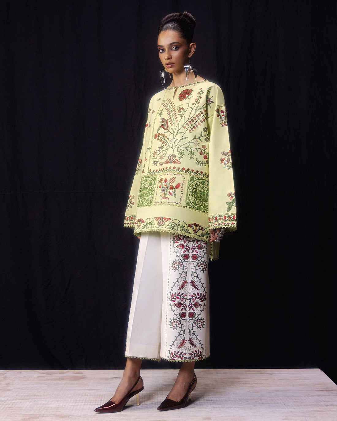 Jugnu | Pret SS26 | Juhi - by Libasekhas UK - Registered Vendor of : Jugnu - 100% Original Designer Dress